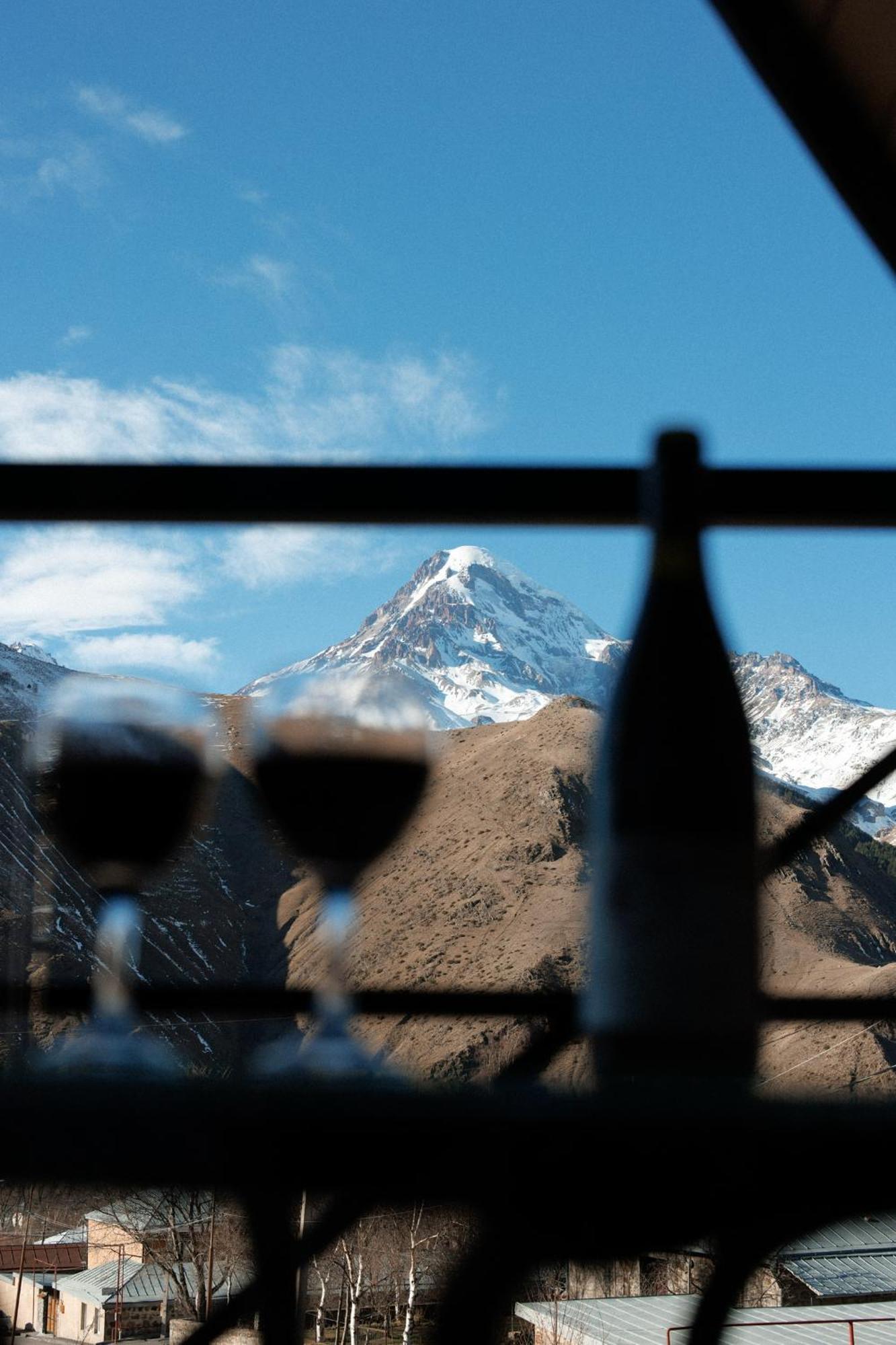 Sunset Cottage Kazbegi Exterior photo
