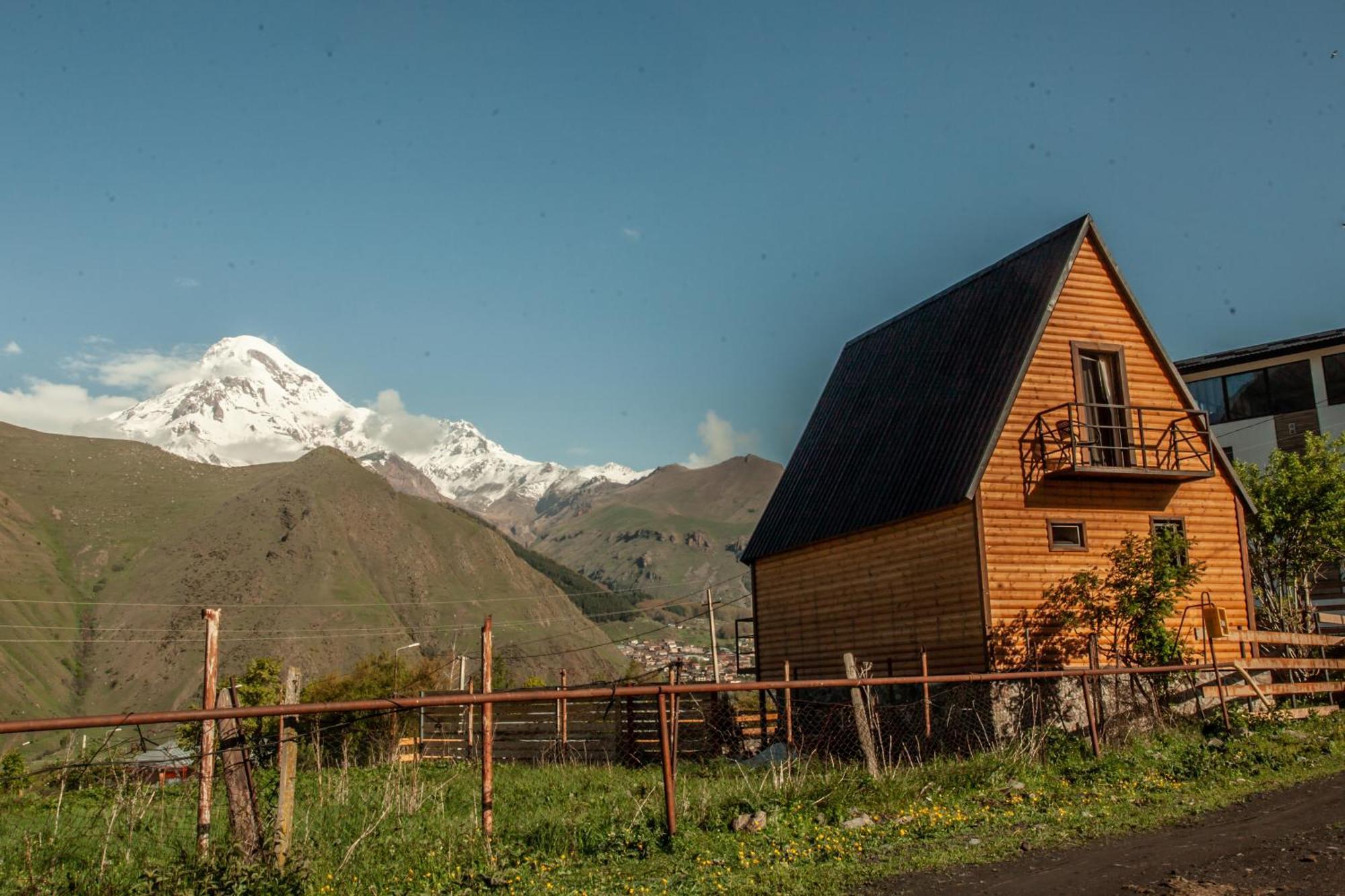 Sunset Cottage Kazbegi Exterior photo